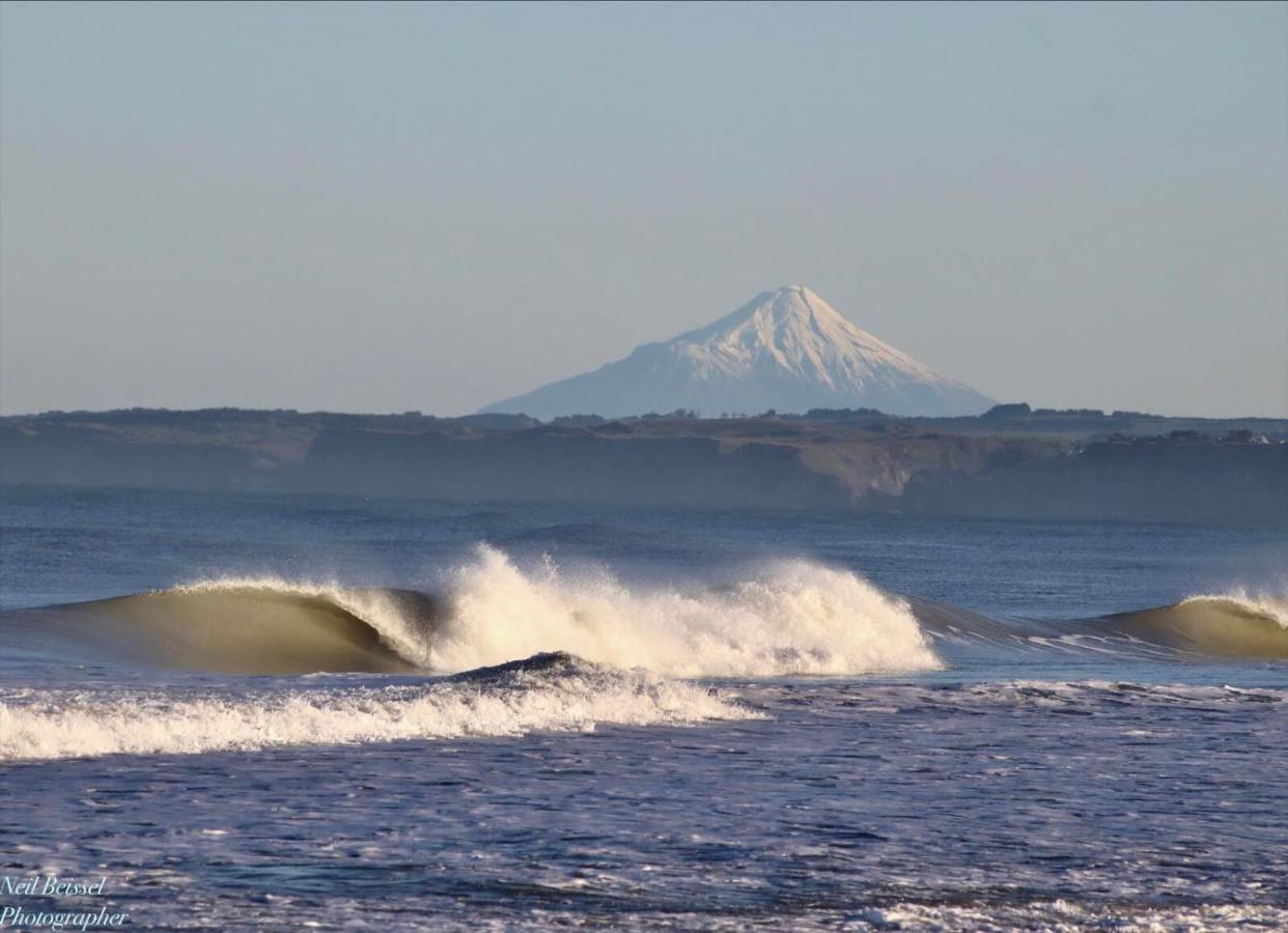 Le Riva Bed And Breakfast By The Beach Whanganui Eksteriør bilde