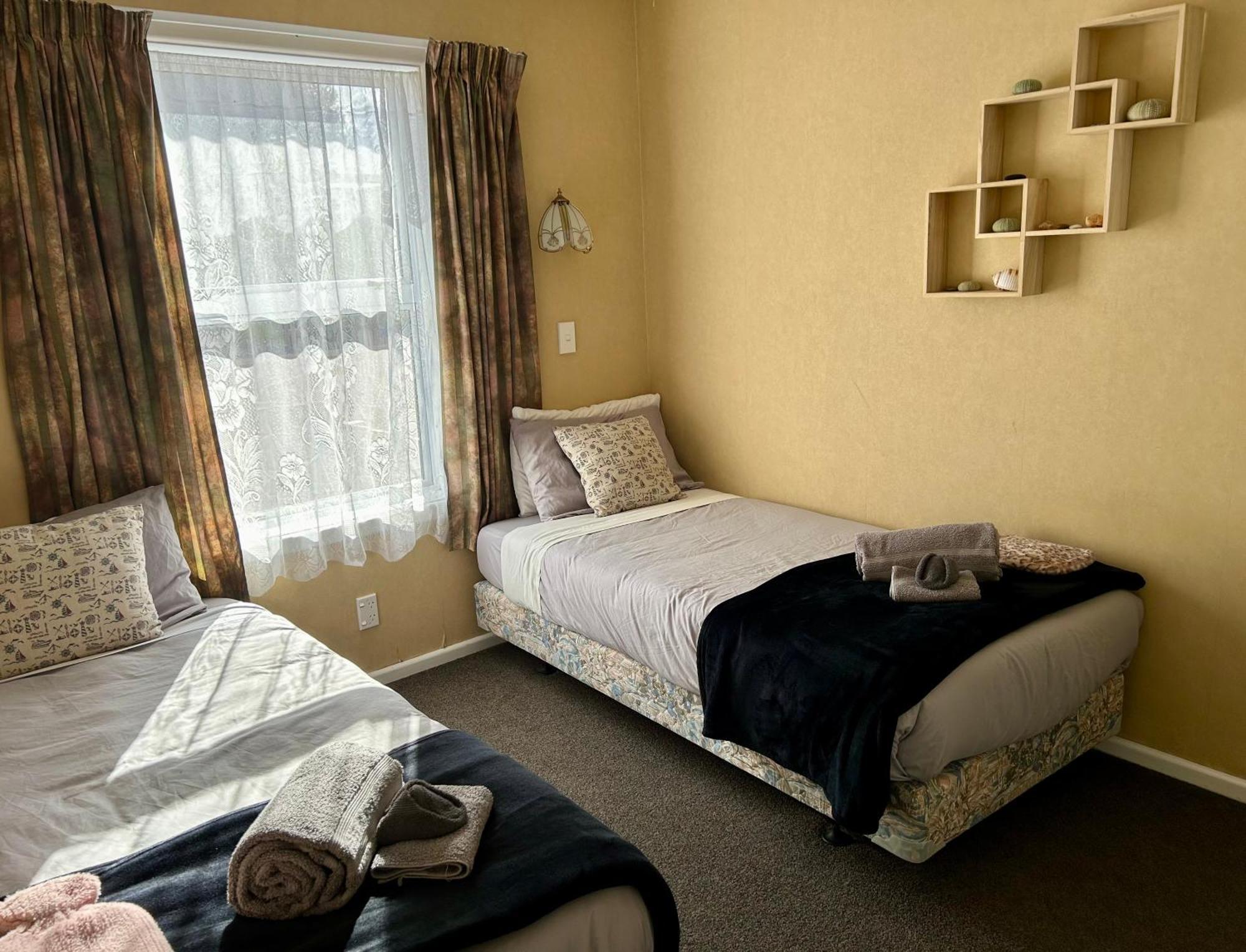Le Riva Bed And Breakfast By The Beach Whanganui Eksteriør bilde